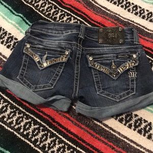 Miss Me shorts size 25